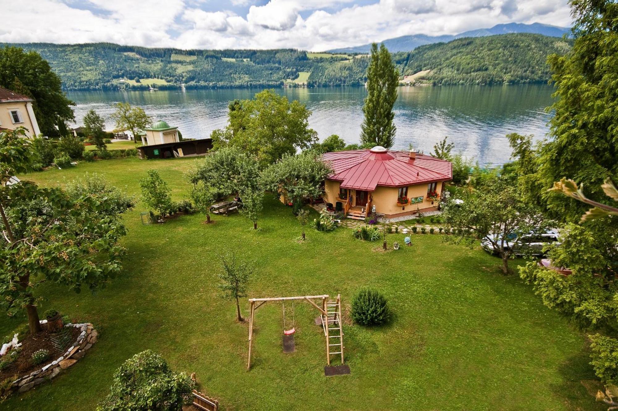 Ferienwohnungen Fischerhaus - Direkt Am See Millstatt Dış mekan fotoğraf